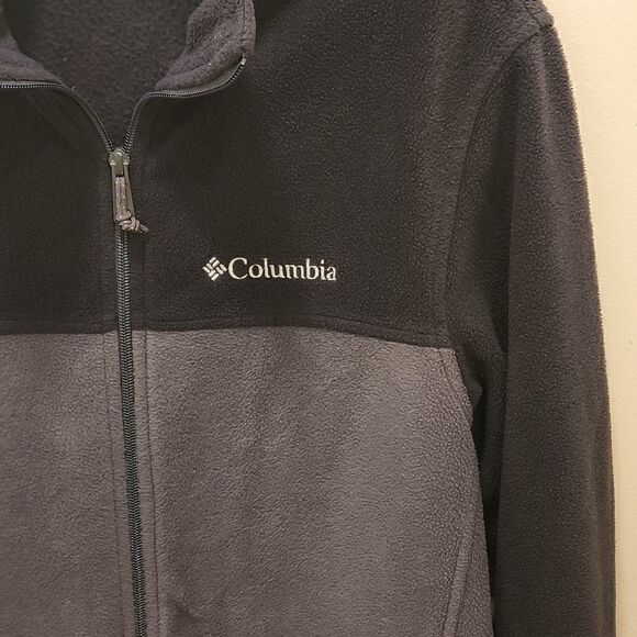 Columbia Two Tone Full Zip Jacket‎ Size Sm Inside Pockets Outside Zip Pockets - Picture 2 of 11